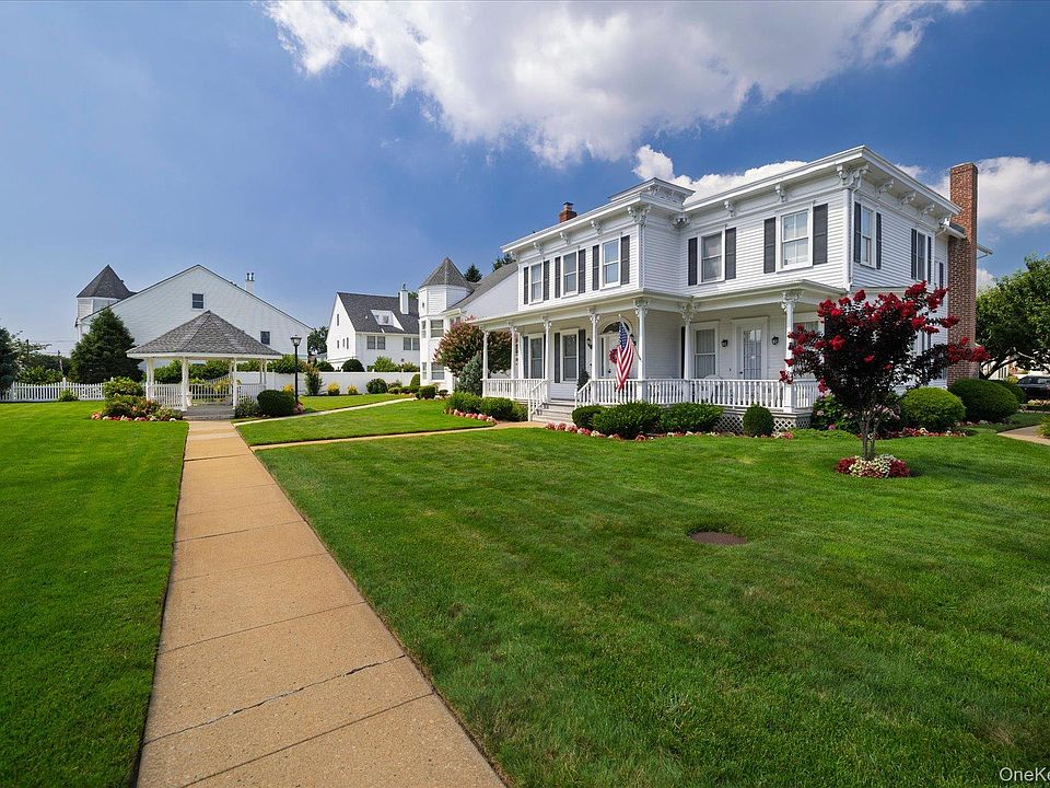 1st image of 1 Ridgewood Drive