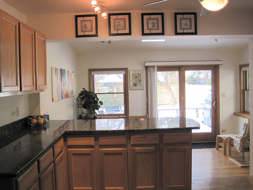1st image of 804 S Waiola Ave