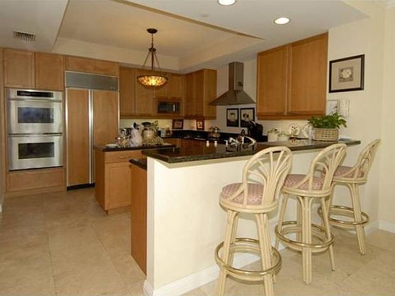 3rd image of 3201 NE 183rd St APT 2304