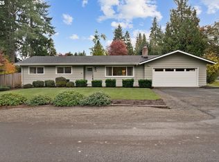3910 Calaroga Cir, West Linn, OR 97068