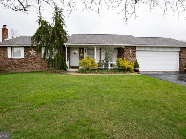 140 Aspen Ln, Gilbertsville, PA 19525