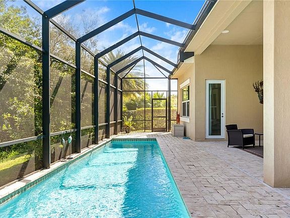 2nd image of 1081 Riverwind Cir