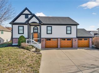 3701 N 153rd St, Basehor, KS 66007