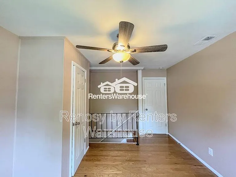 5736 Avalon Woods Dr — Photo 32