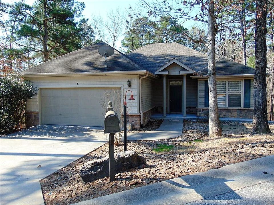 1st image of 6 Bonnie Cir