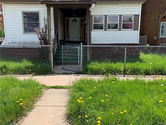 3rd image of 104 Beard Pl