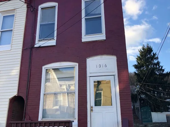 1316 Kenney St, Reading, PA 19602