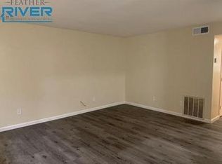 345 Grant Way APT 10, Yuba City, CA 95991