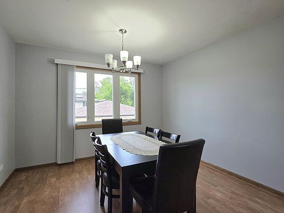 4th image of 8312 S 79th Ave