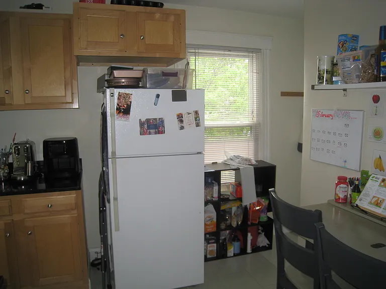 233 Cardinal Medeiros Ave #2 — Photo 4