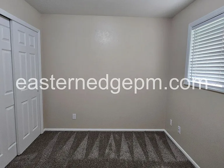 330-338 NW 7th St — Photo 14