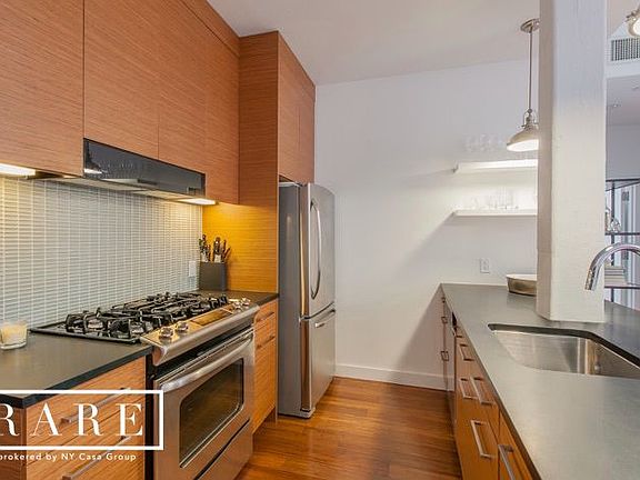 5th image of 220 Water St APT 211