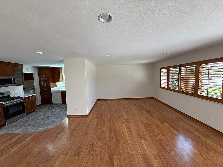 15502 Eliot Cir — Photo 18