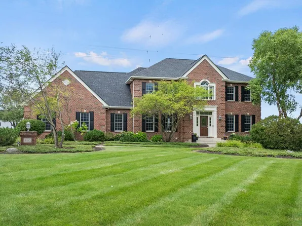 2110 Braemar Dr, Fort Wayne, IN 46814