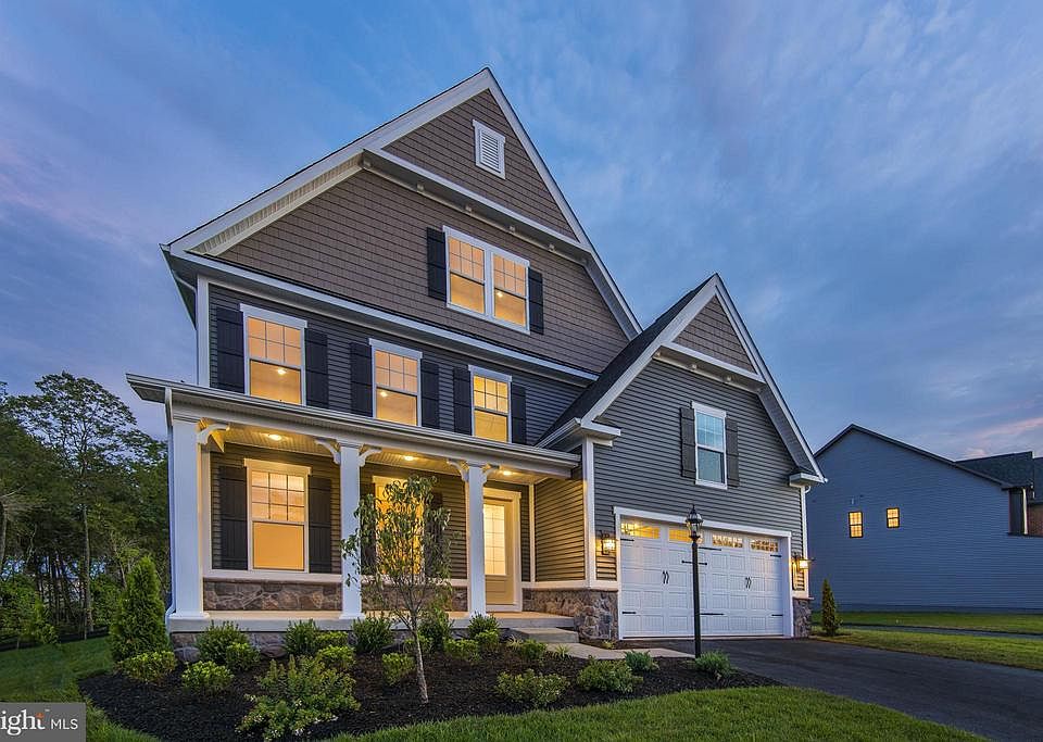 1st image of 2717 Orchard Oriole Way