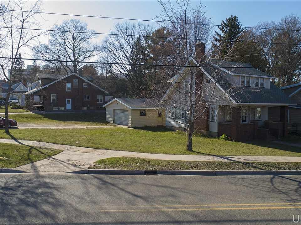 1st image of 1105 Presque Isle Ave