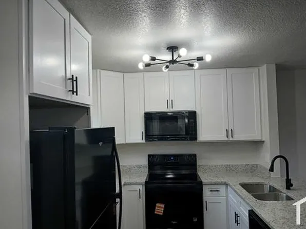 217 E Wright Blvd APT 1, Universal City, TX 78148