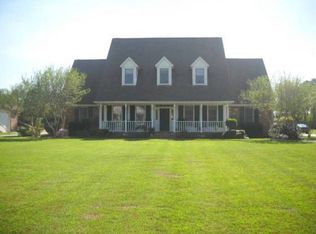 210 Quiski Bayou Dr, Houma, LA 70360