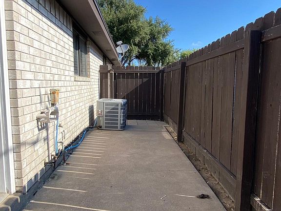 5th image of 1202 Bryce Dr APT 8