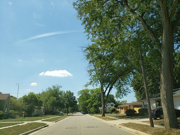 5th image of 923 Woodville Ave