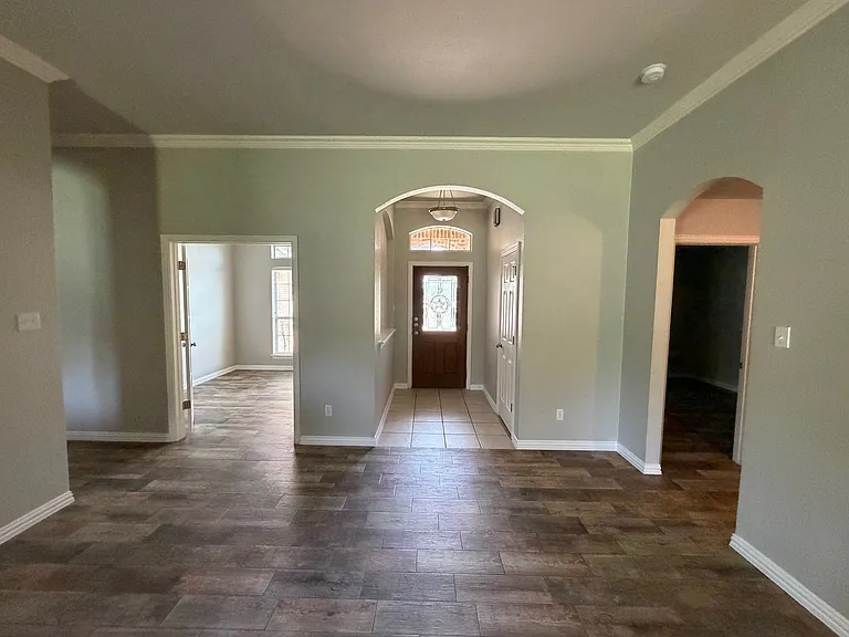 119 Clyde Dr — Photo 7