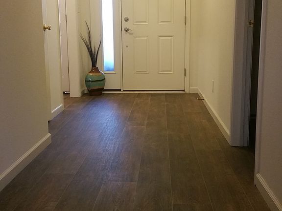 3rd image of 5448 Wilmington Cir