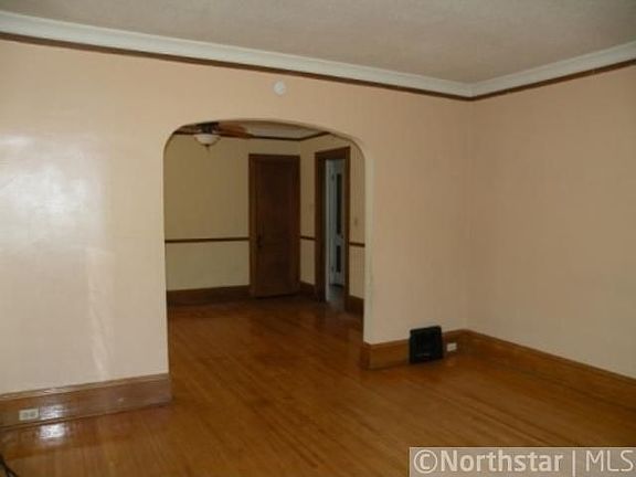 4th image of 3419 Oliver Ave N