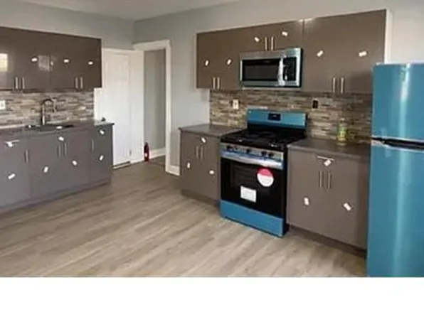 109 Caroline St #1, Bridgeport, CT 06608