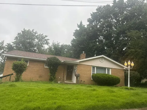 2505 4th St NE, Canton, OH 44704