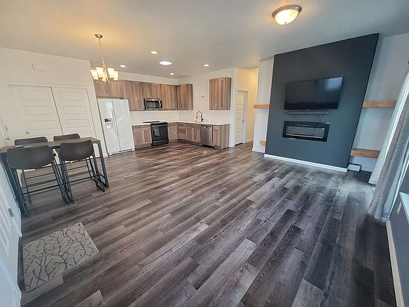 2nd image of 1303 14th St
