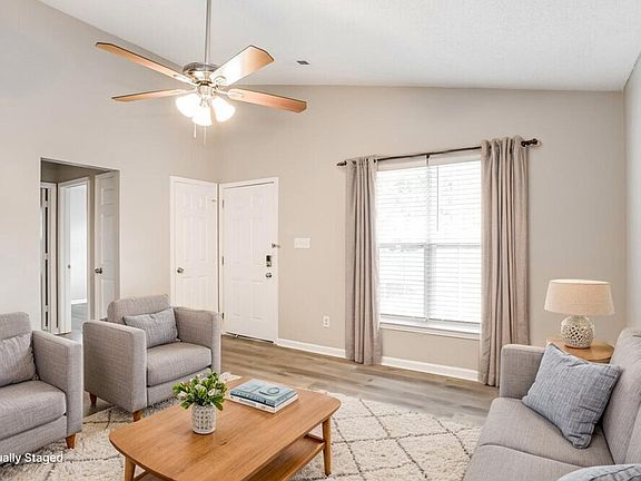 4th image of 941 Milkwood Ln