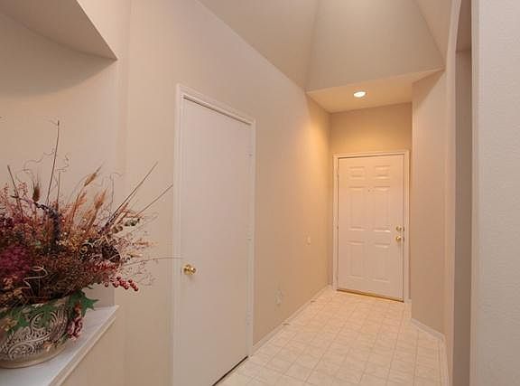 4th image of 4719 Hardwood Glen Dr