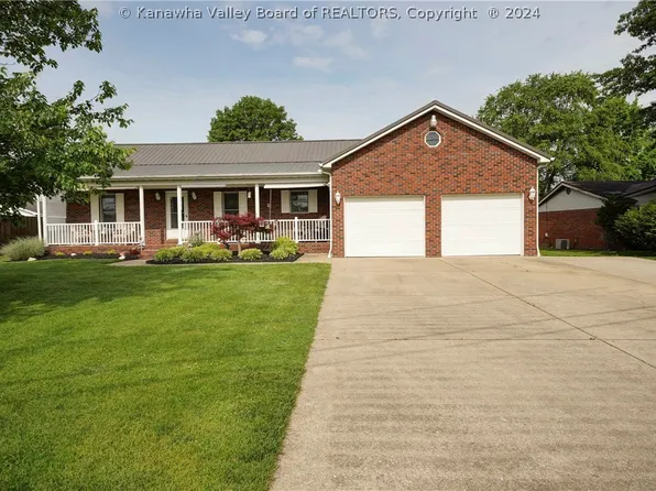 101 Hemlock St, Eleanor, WV 25070