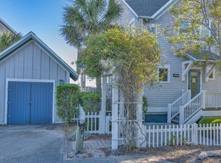 803 S Bald Head Wynd Wynd #B, Southport, NC 28461