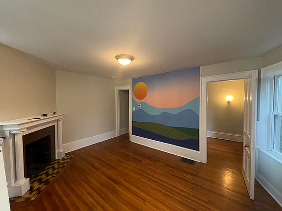 2nd image of 18 Ashland Ave #3