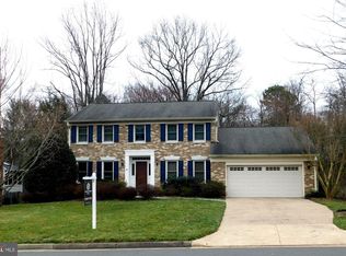 2075 Kedge Dr, Vienna, VA 22181