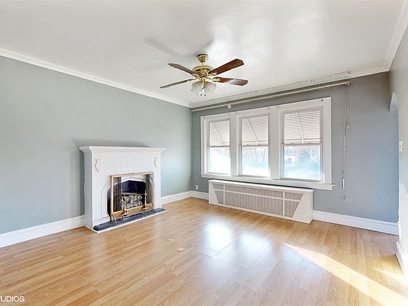 3rd image of 1921 S 23rd Ave