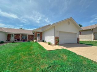6A Dove Ln, Pittsfield, IL 62363