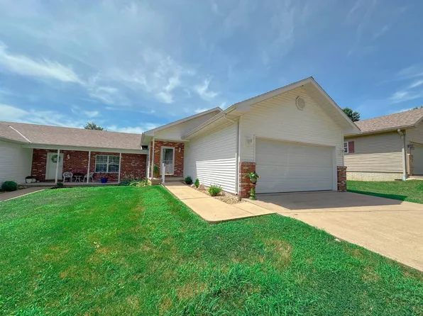 6A Dove Ln, Pittsfield, IL 62363