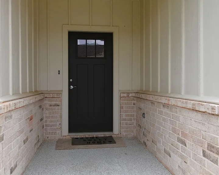 6067 Hamilton Meadows Way — Photo 3