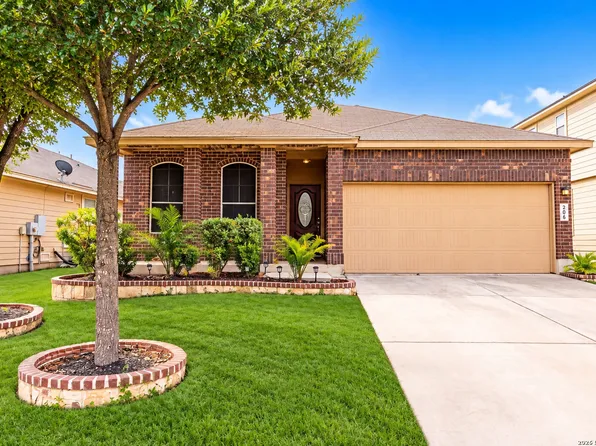 206 Reeves Garden, San Antonio, TX 78253