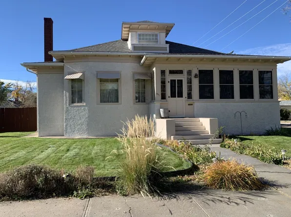 401 S Lake Ave, Miles City, MT 59301