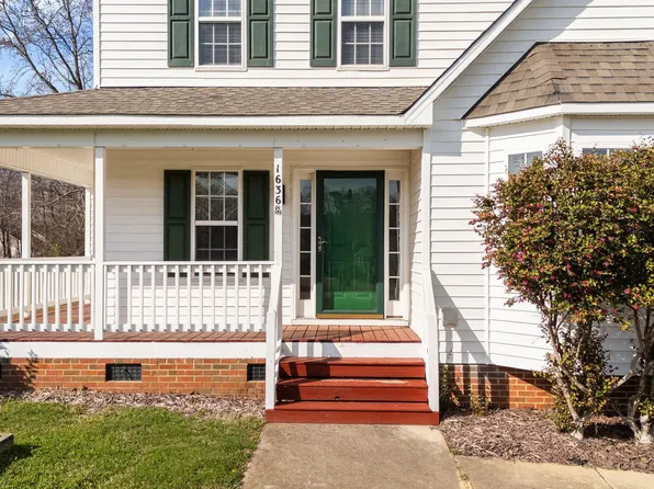 1636 Middle Ridge Dr, Willow Spring, NC 27592