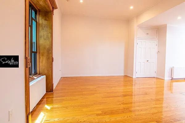 Rented by Scott Williams Realty LLC | media 37