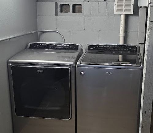 5th image of 106 S 3rd St #4