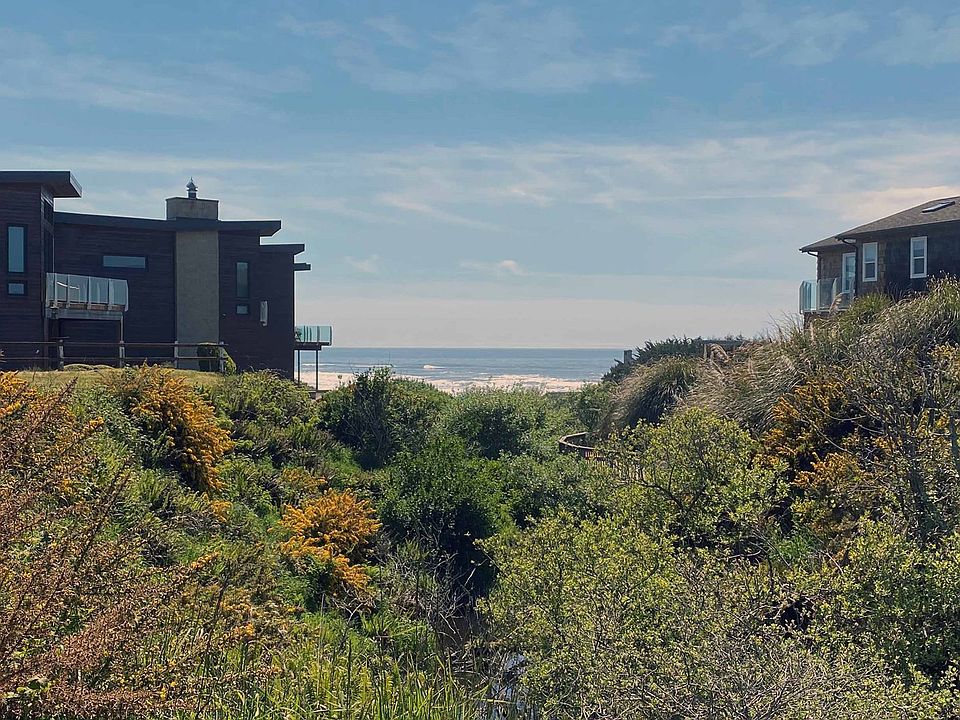 2nd image of Beach Loop Dr Lot 11