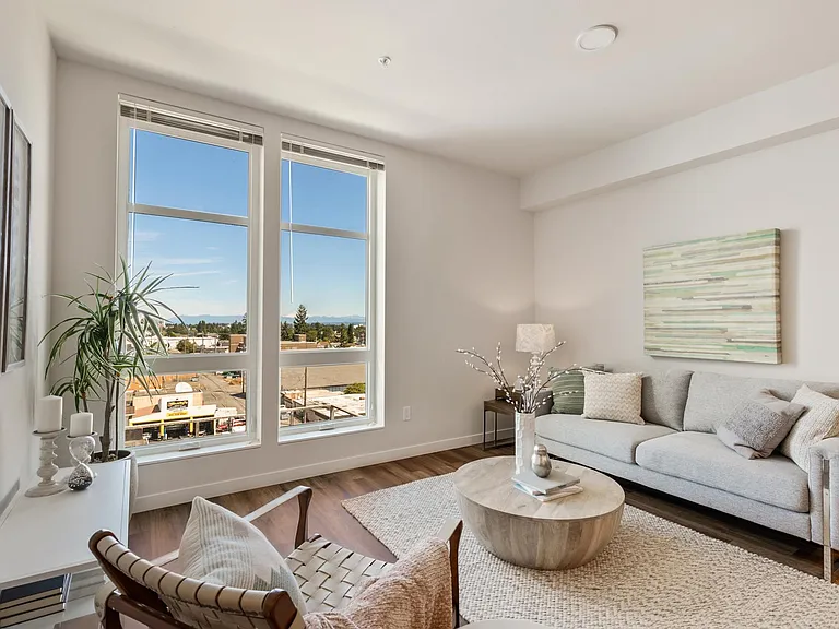 Marquee Apartments — Photo 33
