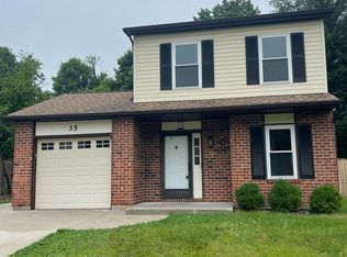 35 Honeysuckle Dr, Newark, DE 19702
