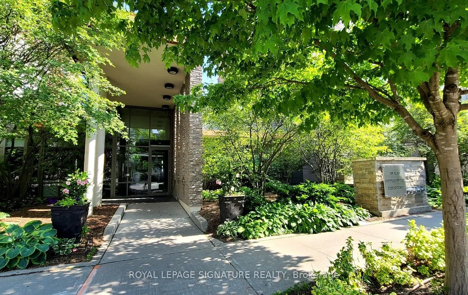 3 bed, $3,100 — Photo 1