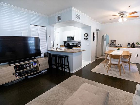 5th image of 1020 SIENA PARK BOULEVARD W # 103